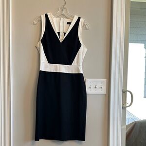 Banana Republic Black and White V-Neck Colorblock Midi Dress